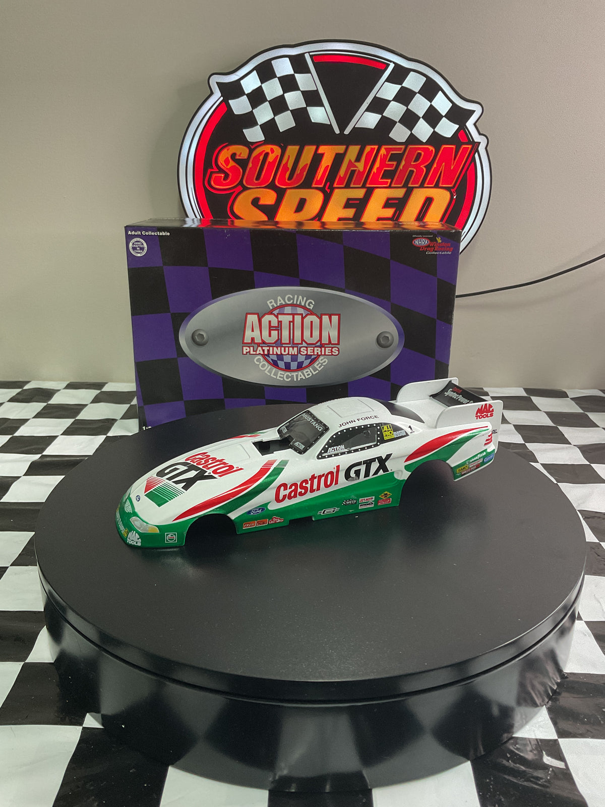 John Force Castrol 1997 Mustang 1:24 Scale Funny Car